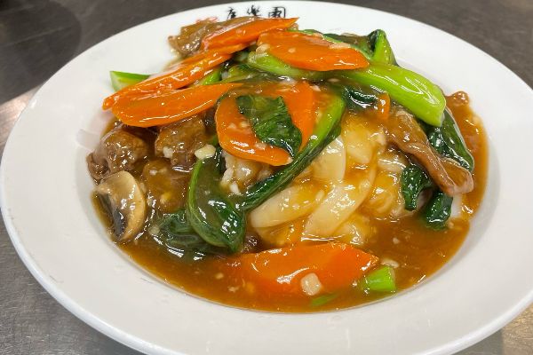 Satay Beef Broad Noodle