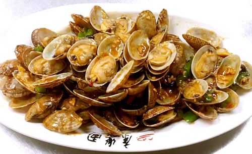 Clam with Sauce of Your Choice