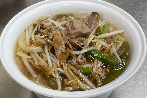 Snow Cabbage with Duck Meat & Egg Noodle / Rice Noodle / Ho Fun Soup