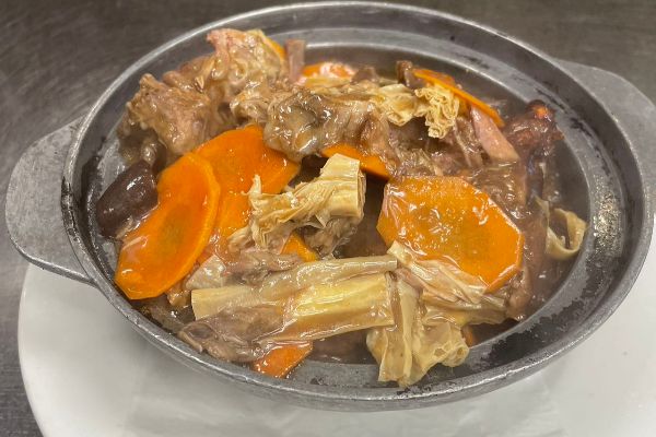 Duck Hotpot with Dry Bean Curd