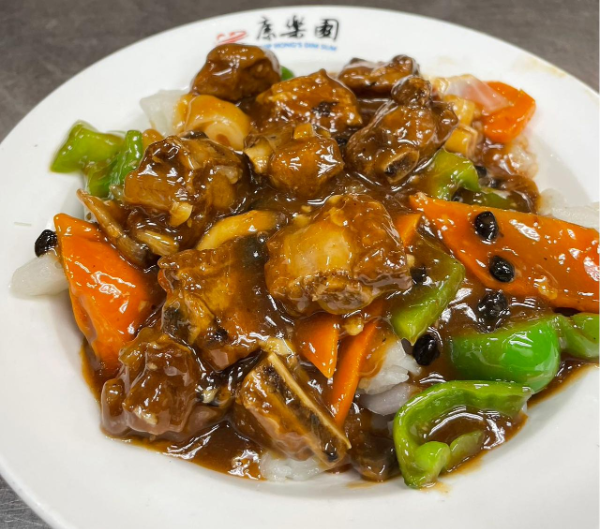 Spare Ribs Broad Noodle in Black Bean Sauce